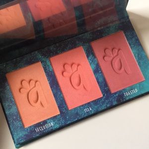 Alamar Blush trio